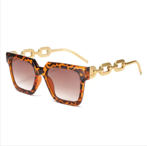 Modern European & American Style Square Sunglasses – Trendy and Chic Design