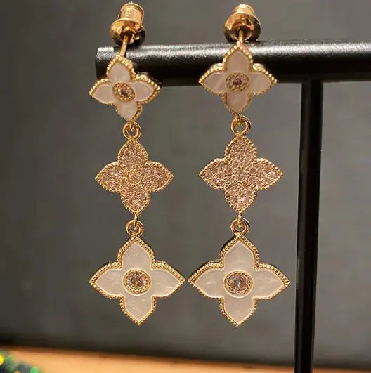 Three-flower Earrings